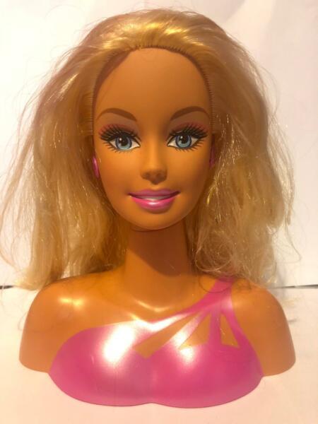 1998 Vintage Mattel Barbie Styling Head '8'