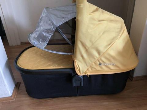 Excellent condition Uppababy Bassinet 2015