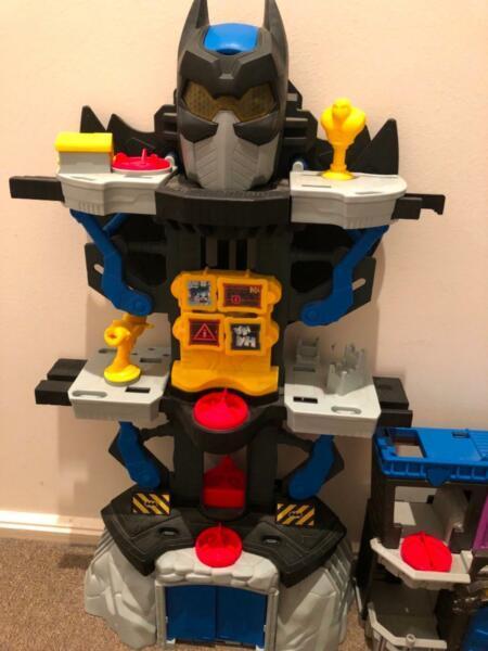 Fisher & Price Imaginext transforming batcave