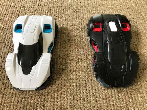 R.E.V. Robotic Enhanced Vehicles by WowWee
