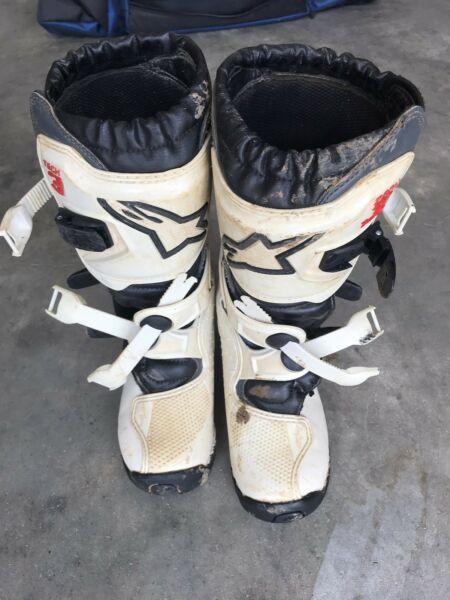 Alpine star 3tech youth boots size 2