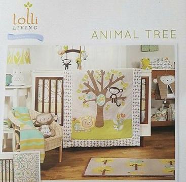 Lolli Living Animal Tree Nursery Set