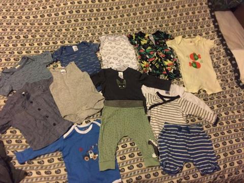 Baby clothes bundle boys size 00