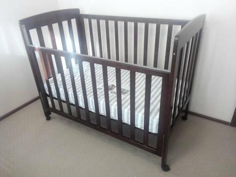 Childcare Sussex Cot Bed Model # 091025 with Mattress