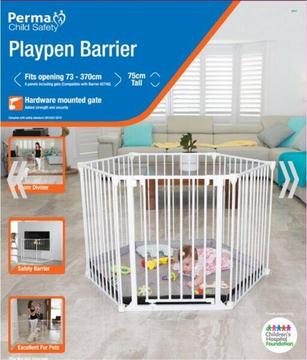 Hexagon Playpen/ Safety gate with mat RRP $140