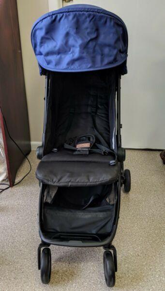 Mountain Buggy Nano Pram and Cup holder - Excellent Condition