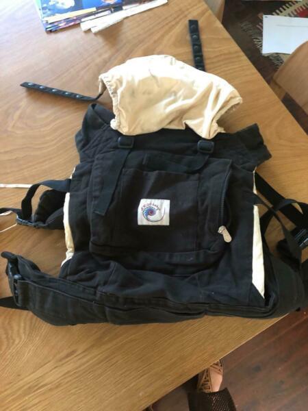 Baby Ergo Carrier in good condition