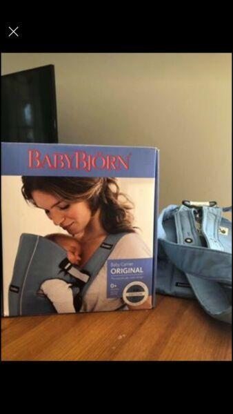 BabyBjorn Baby Carrier Original - Light Blue 3.5-11kg near new