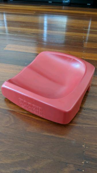Toosh Coosh kids booster seat for table (Red) - like new