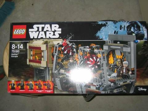 NEW LEGO 75180 Star Wars Rathtar Escape - $85