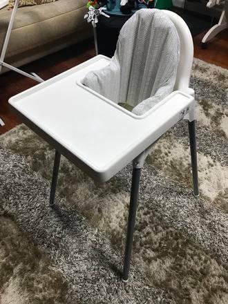 Rent/Hire Highchair with Cushion and Tray