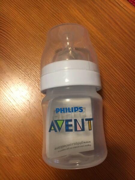 Philips Avent 120 ml (4 oz) baby bottle