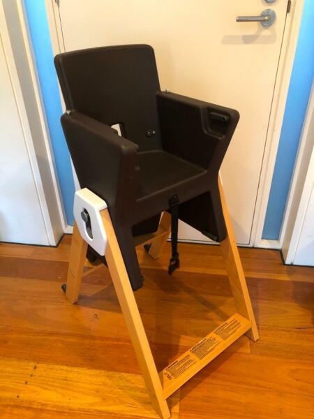 Age design, hilo high chair