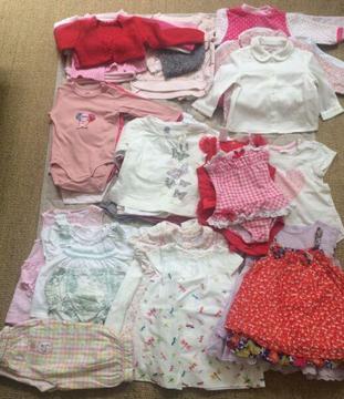 Baby girl clothing bundle size 0 (6-9 months)