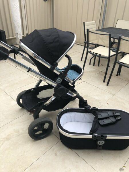 iCandy Peach v 16 black magic 2 and carry cot