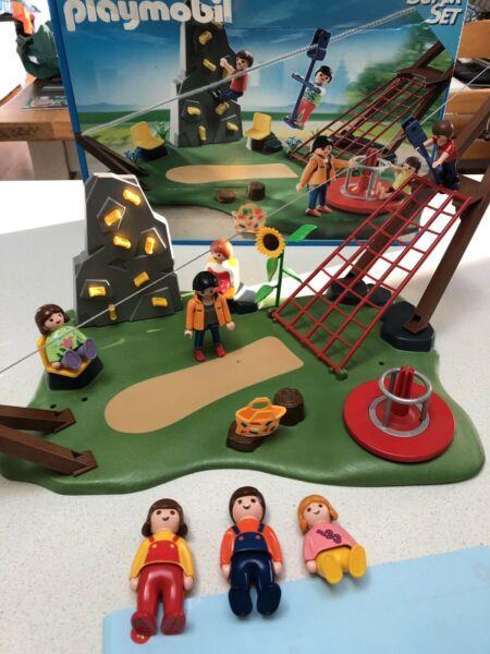 Play Mobil playground set
