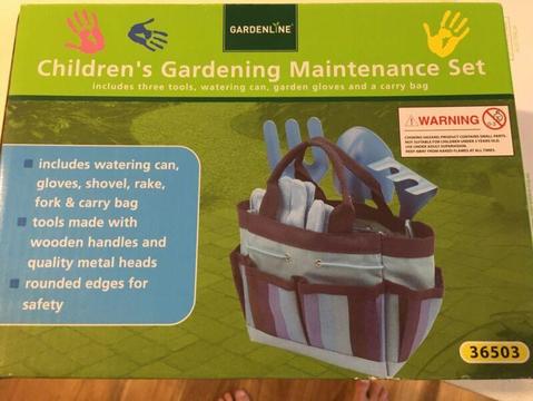 Brand new kids gardening kit