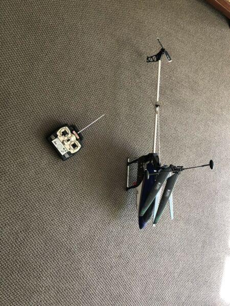 Powerful 8005 remote control helicopter