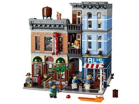 Brand New 10246 Lego Creator Detectives Office