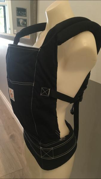 Ergobaby new without box inc insert RRP $150 selling for $40