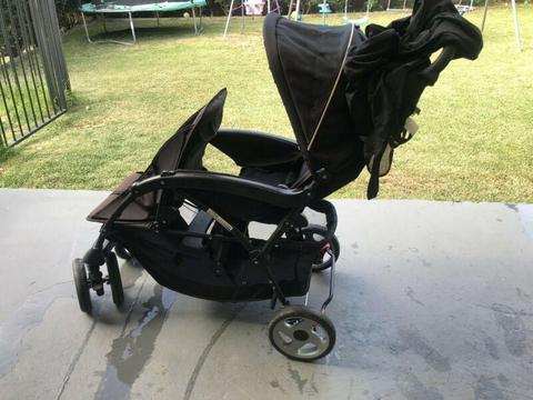 Double pram for sale $120 good condition
