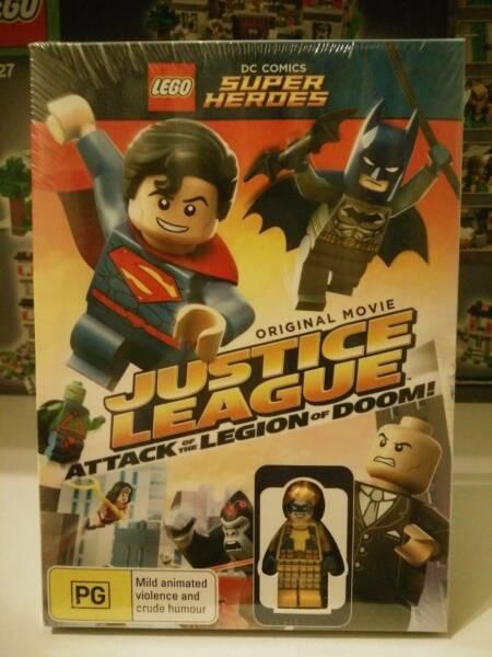 Lego Justice League DVD with minifigure Trickster Brand new