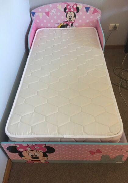 Toddler bed with mattress in excellent condition