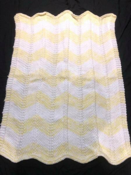 White and yellow chevron hand knit cot blanket