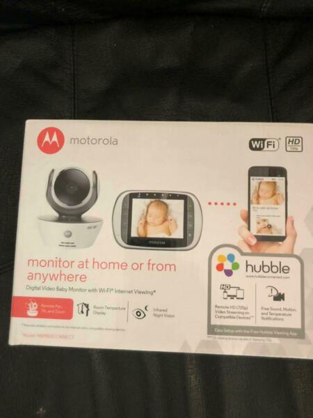 Motorola Baby Monitor - WIFI enabled color LCD, remote viewing
