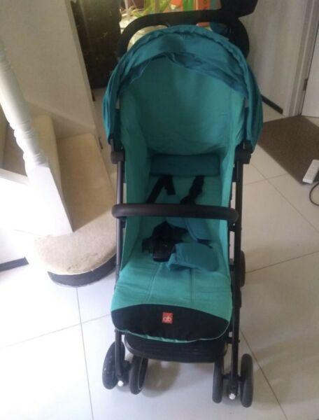 GB Good Baby Pram / Stroller Compact and 100% recline