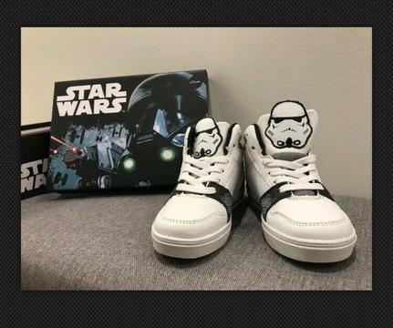Clarks Star Wars Storm Trooper High Top Kids / Sports Shoes Limit