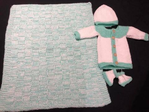 Mint and white baby set - 000