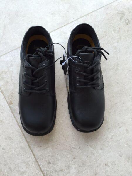 School shoes BOYS Grosby brand new size 1