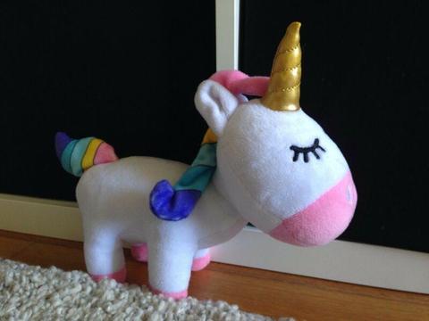 Toy unicorn