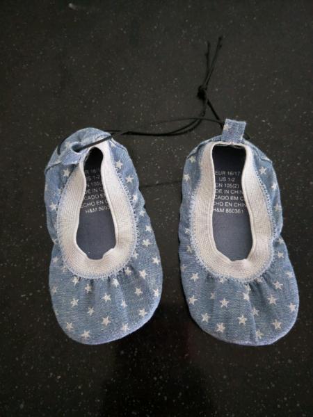 Baby girl star blue shoes