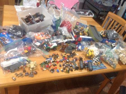 Huge lot of Lego - Harry Potter, Hobbit, Chima, City, Ninjago more