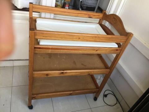 Baby changing table & mat