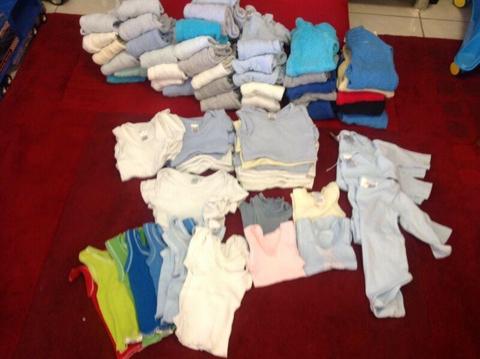 Bonds Baby Clothes 74 Items $60