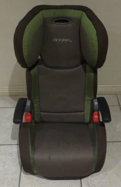 Car Booster Seat in excellent condition