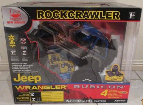 GIANT JEEP ROCK CRAWLER Remote Control Car (As New)
