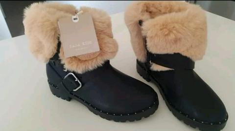 Kids Boots. Zara. Brand new. Size 32 EU