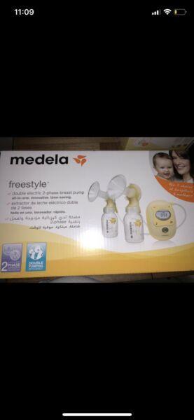 BRAND NEW MEDELA FREESTYLE BREASTPUMP RRP$549