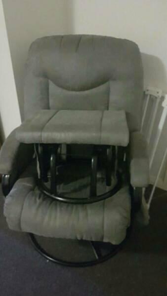 Nursing glider chair dark grey