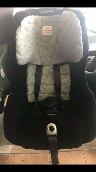 Safe and sound baby car seat