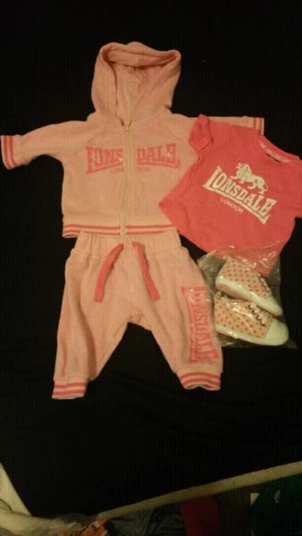 LONSDALE 0-3 months old MATCHING TRACKSUIT AND SHIRT