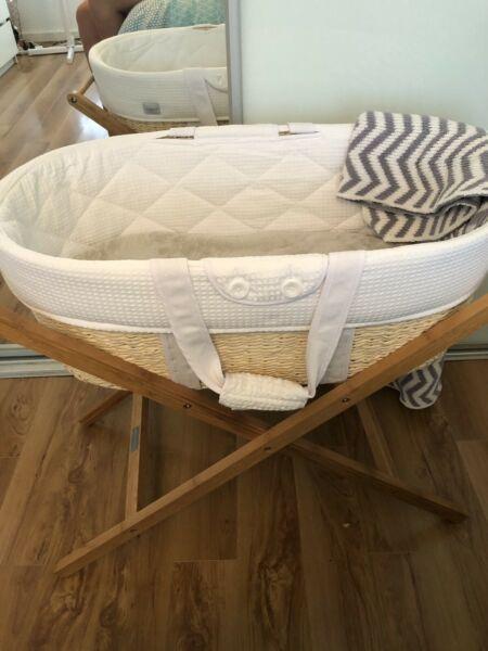 Moses basket - born with style brand