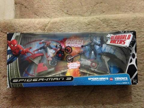 Spiderman vs Venom Toy - New