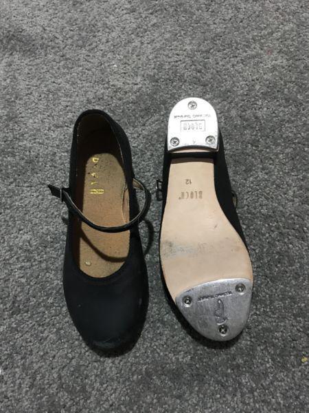 Size 12 tap shoes