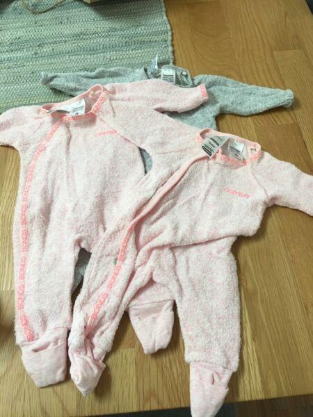 Premature baby clothing (girl 00000)