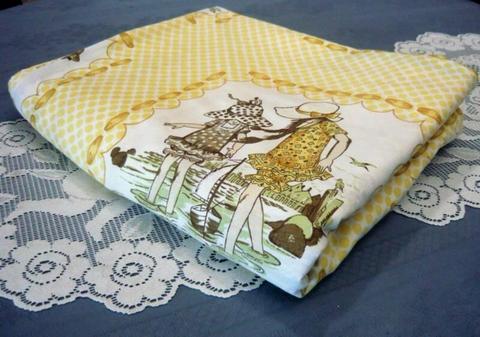 VINTAGE HOLLY HOBBIE QUILT COVER (YELLOW TONINGS) SINGLE